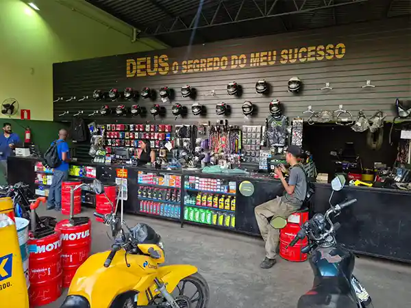 Peças para motos na Doug Motos em Sarzedo-MG