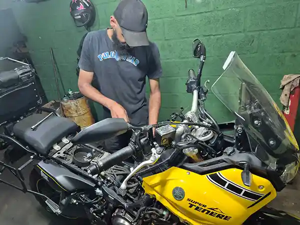 Revisão preventiva de motos na Doug Motos em Sarzedo-MG